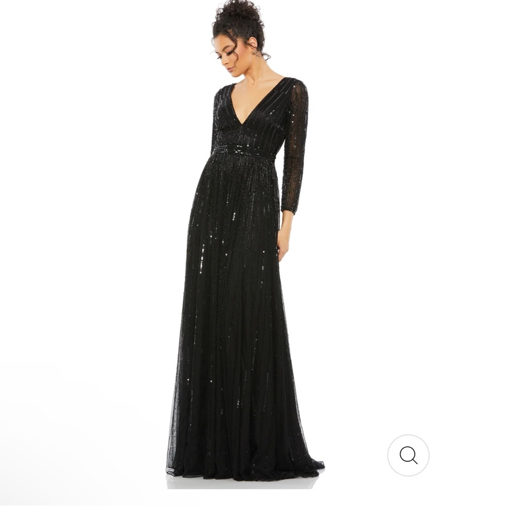 MAC DUGGAL Deep Plunge V Neck Long A-Line Ballgown Black NWT Prom Formsl Size 6